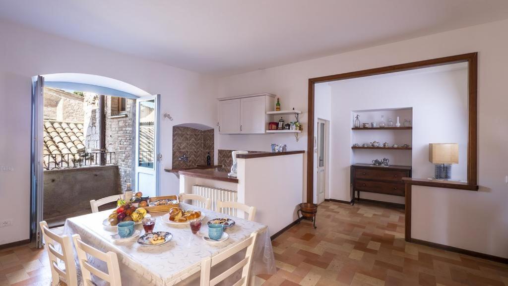 Appartamento La Fontana Di Assisi Luaran gambar